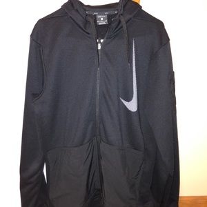 Men’s Medium Nike dri-fit full zip jacket